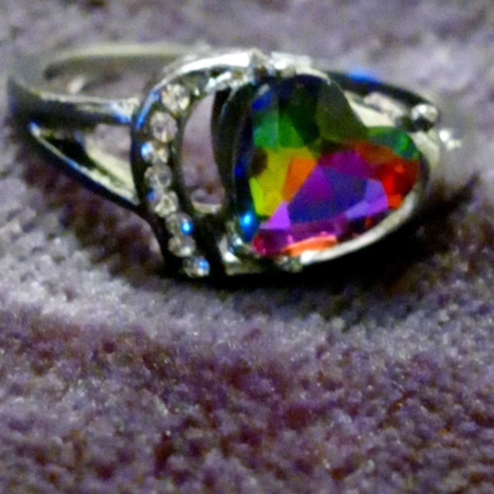 🎉Mystic Fire Topaz Heart Ladies Fashion Ring